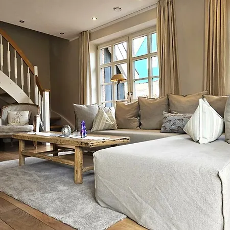 Dom wakacyjny Luetjes Glueck